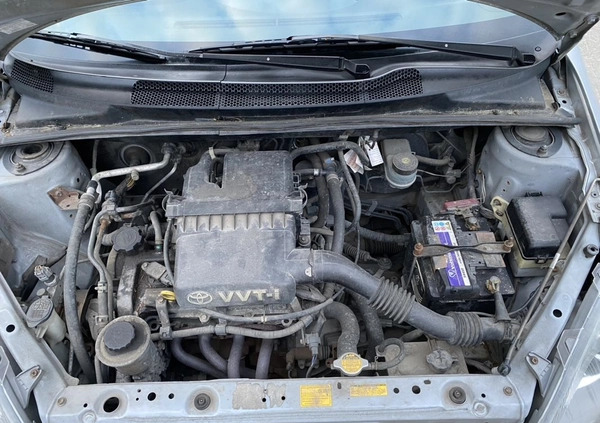 Toyota Yaris cena 3999 przebieg: 352967, rok produkcji 2000 z Poznań małe 352